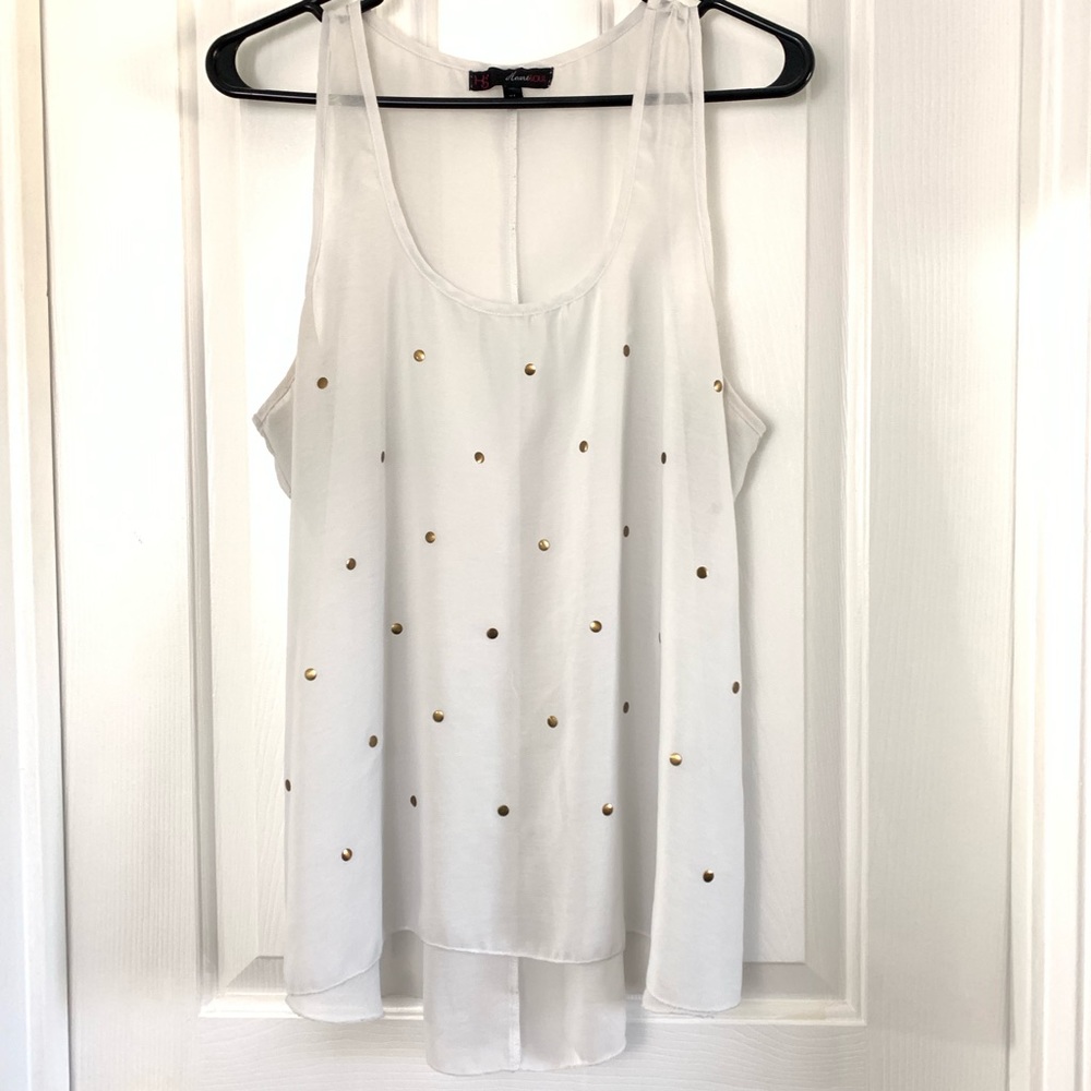 Flowy tank